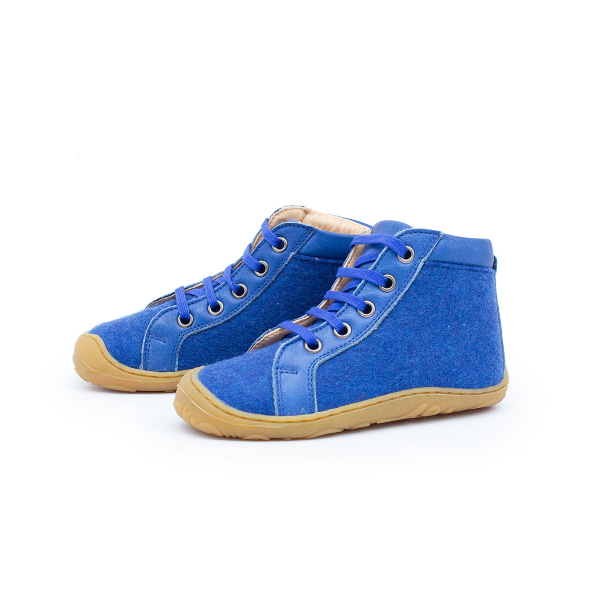 Kinderschuhe aus natürlichen Materialien